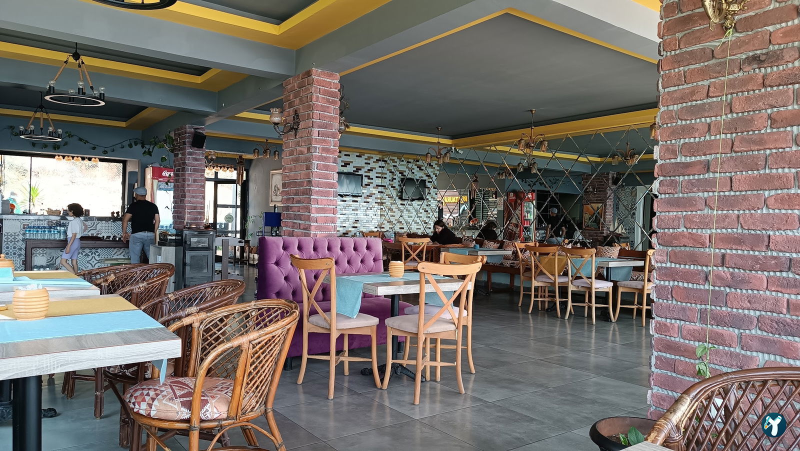 Termi̇nal Restaurant Cafe