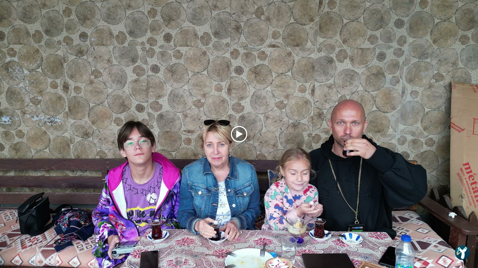 Termi̇nal Restaurant Cafe