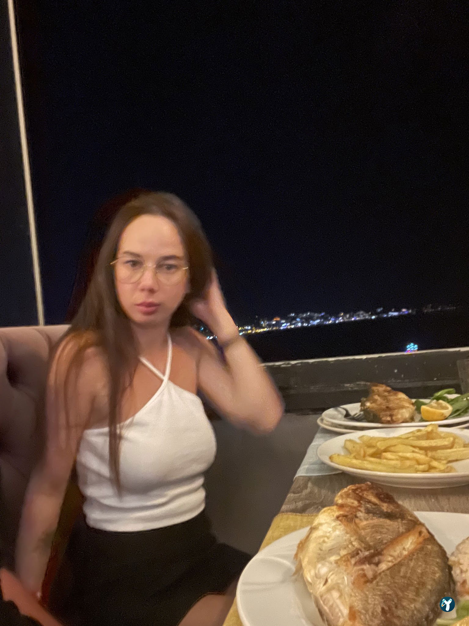 Termi̇nal Restaurant Cafe
