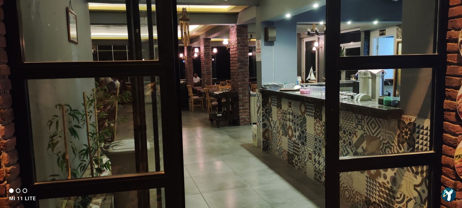 Termi̇nal Restaurant Cafe