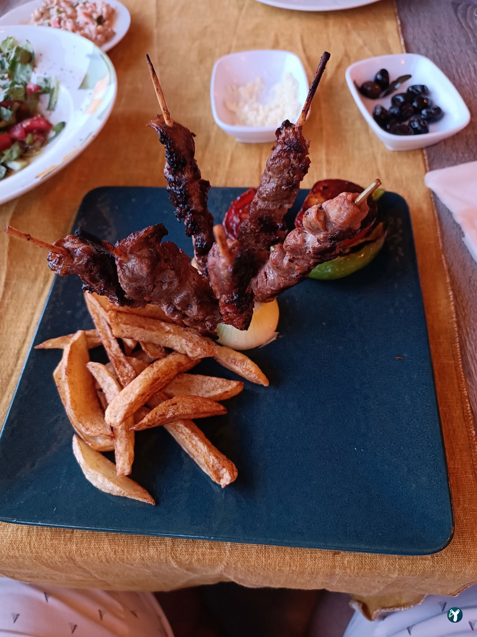 Termi̇nal Restaurant Cafe
