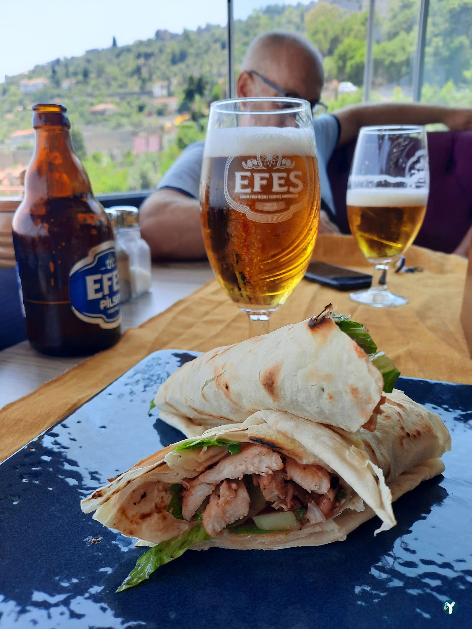Termi̇nal Restaurant Cafe
