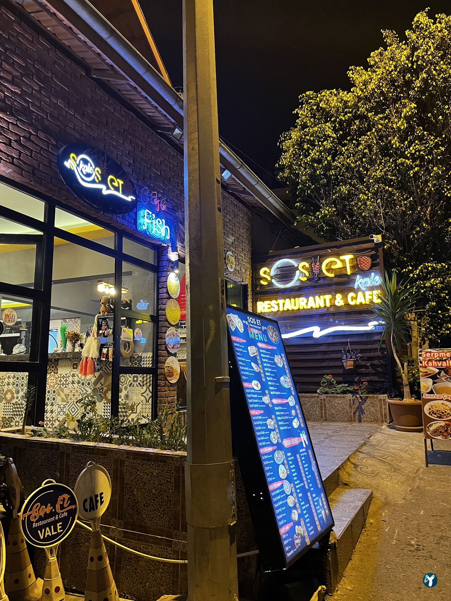 Termi̇nal Restaurant Cafe