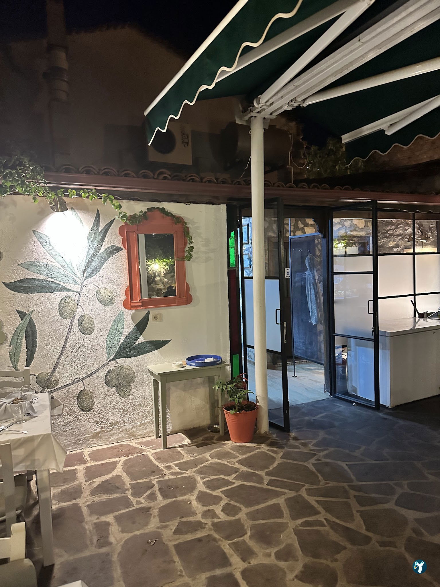 Yakamoz Avlu Restaurant