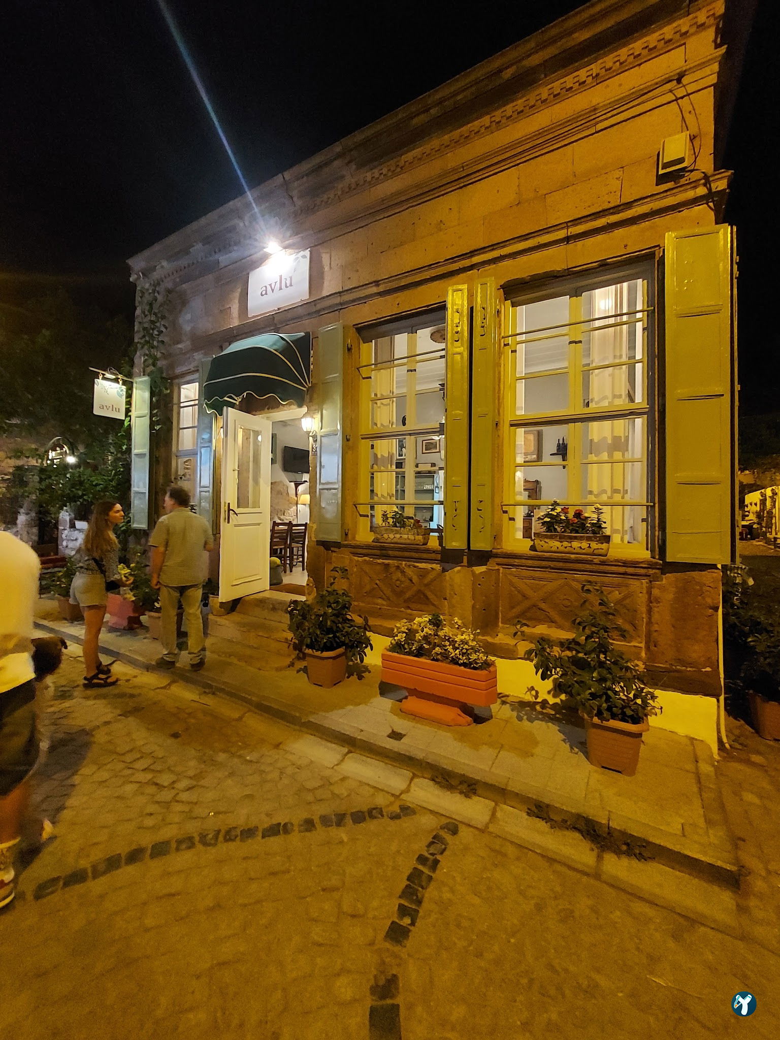 Yakamoz Avlu Restaurant