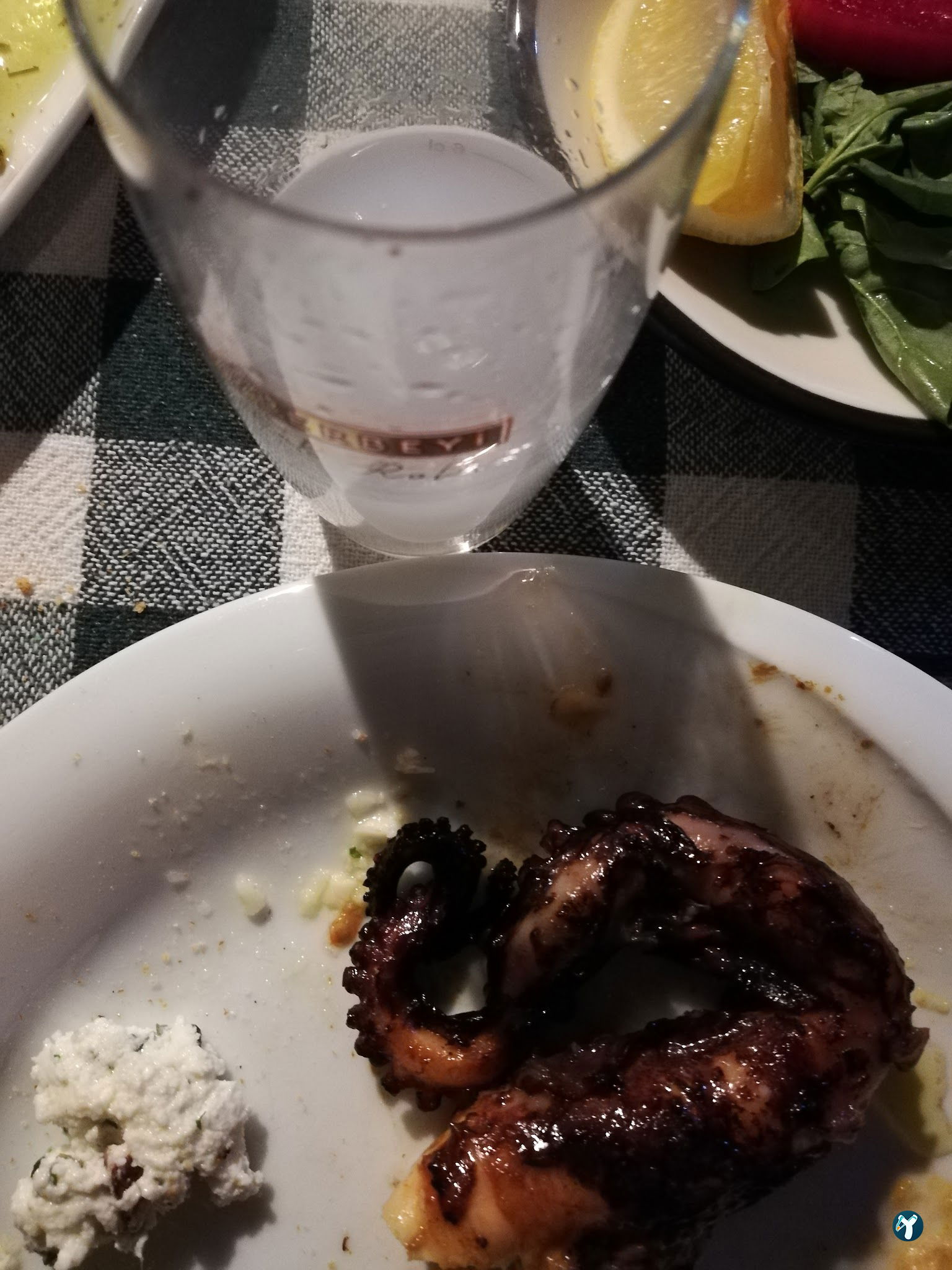 Yakamoz Avlu Restaurant