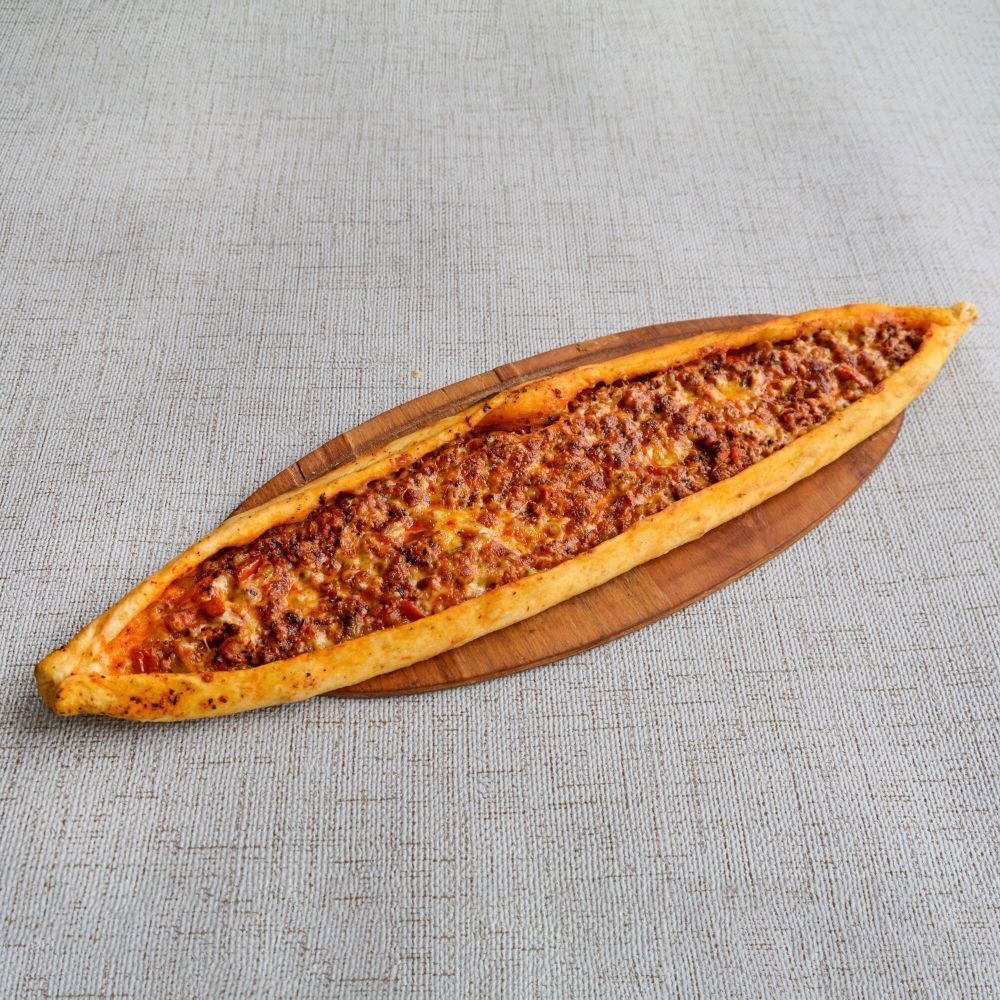 Kuşbaşılı Mantarlı Pide