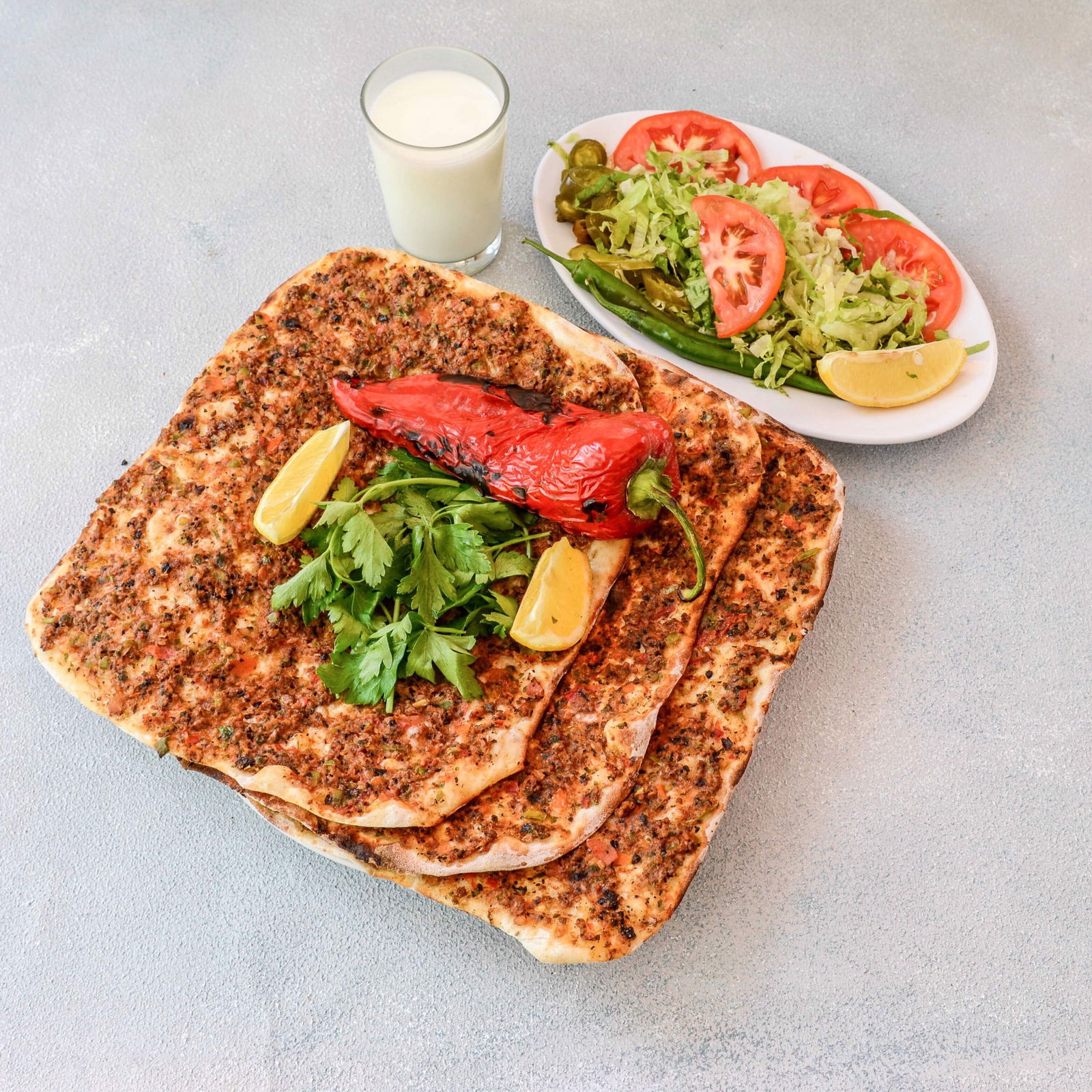 2'li Lahmacun Menü