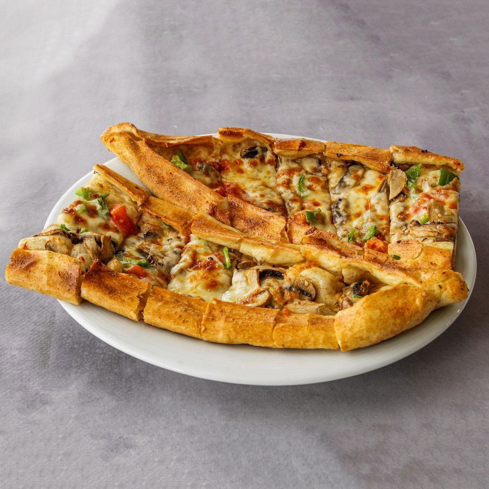 Ispanaklı Kaşarlı Mantarlı Pide