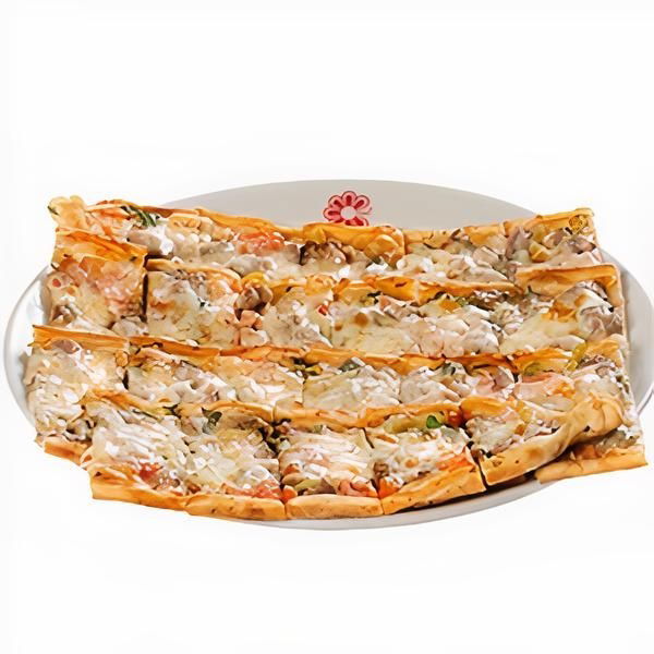 Kuşbaşılı Kaşarlı Pide