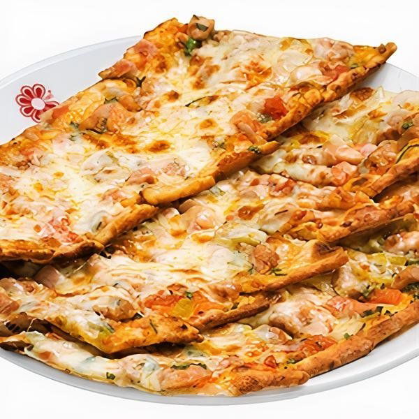 Piliç Etli Kaşarlı Pide