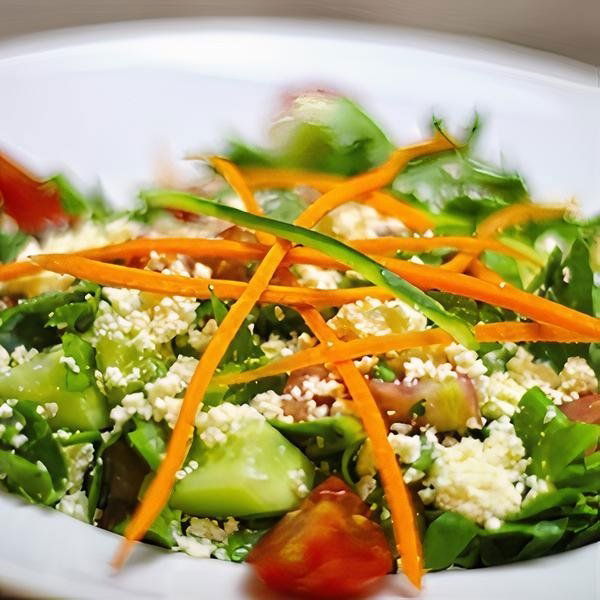 Peynirli Ege Salatası