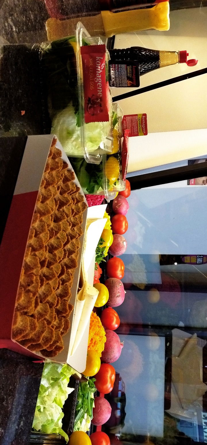 Balçova Komagene (Fevzi Çakmak Mah.) Sakarya Caddesi