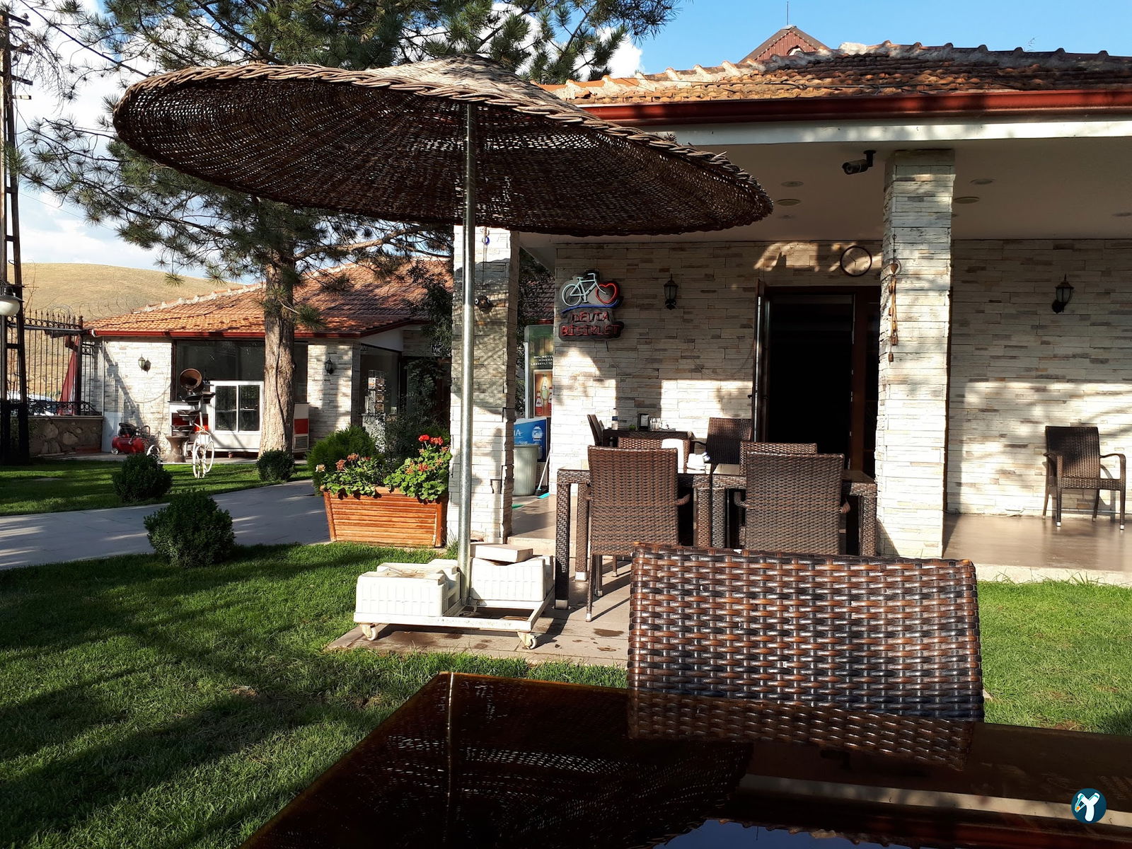 Delta Macera Sport & Cafe