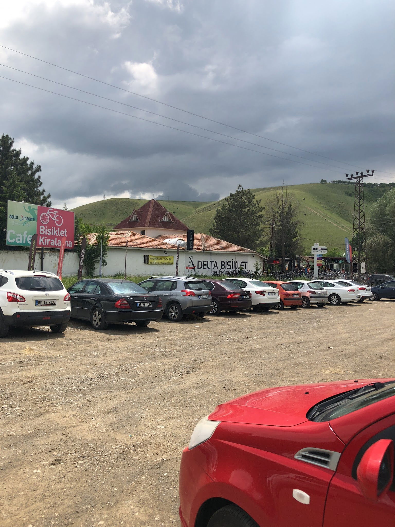 Delta Macera Sport & Cafe