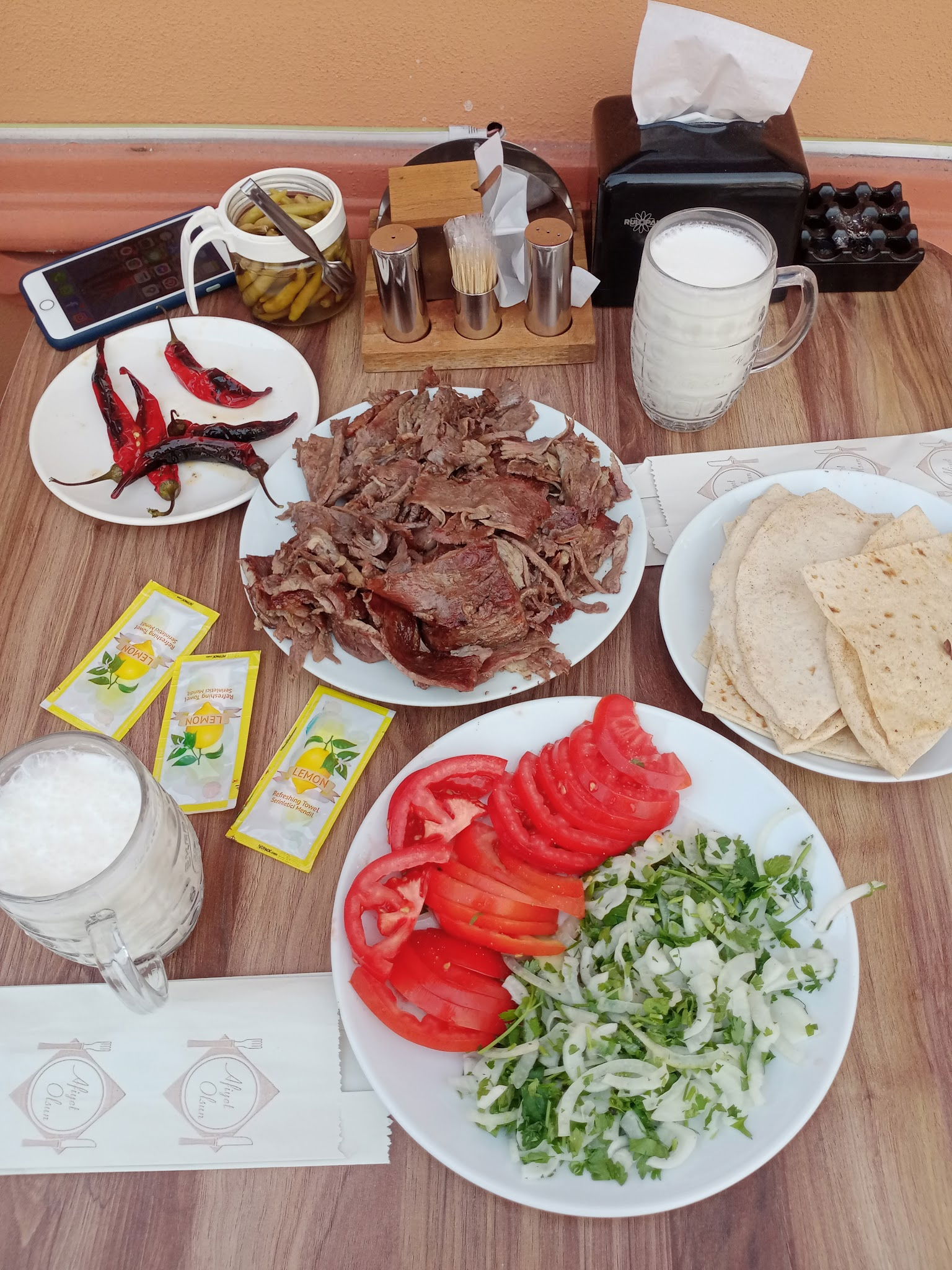 Tarihi Bornova Dönercisi