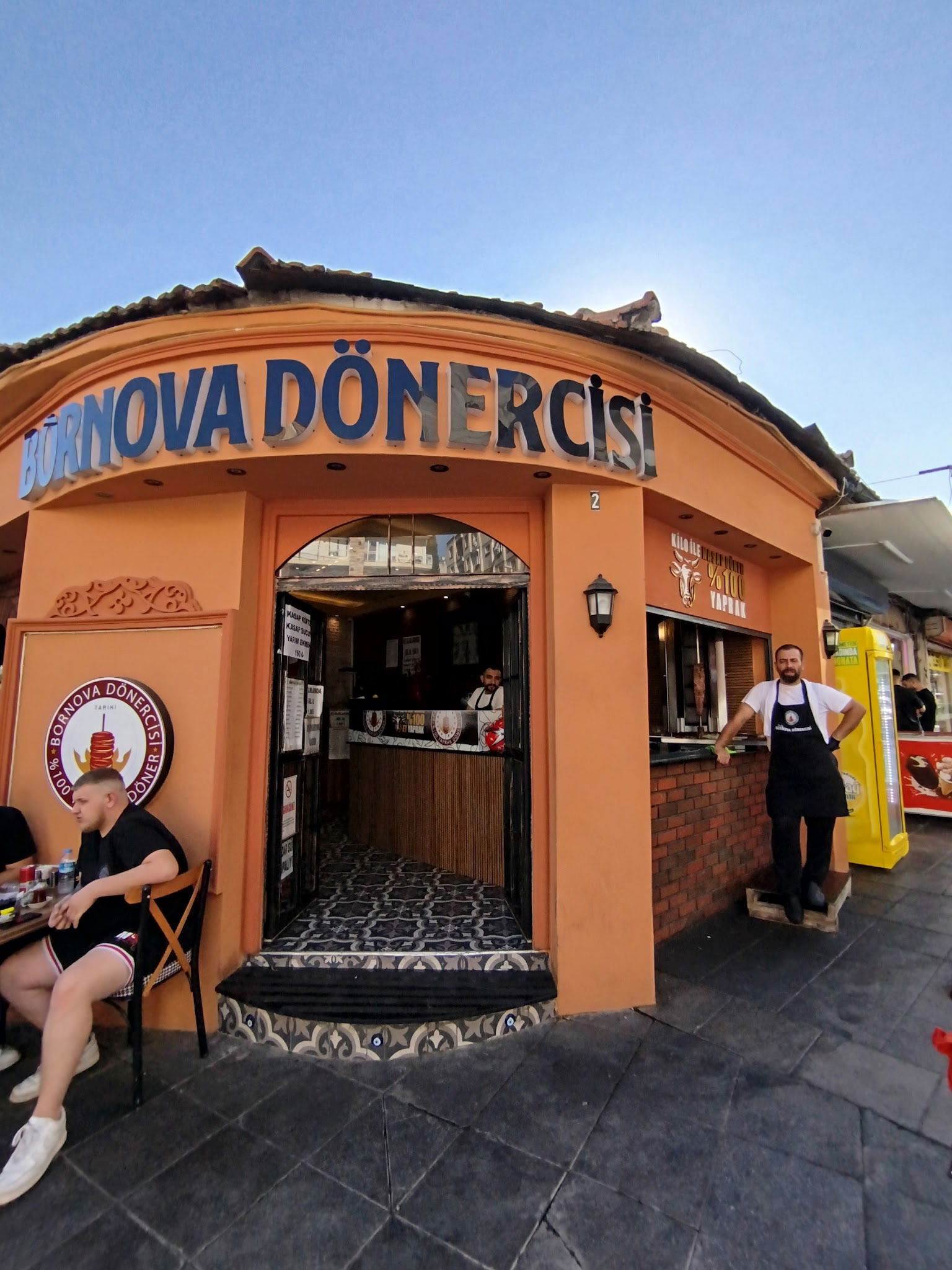 Tarihi Bornova Dönercisi