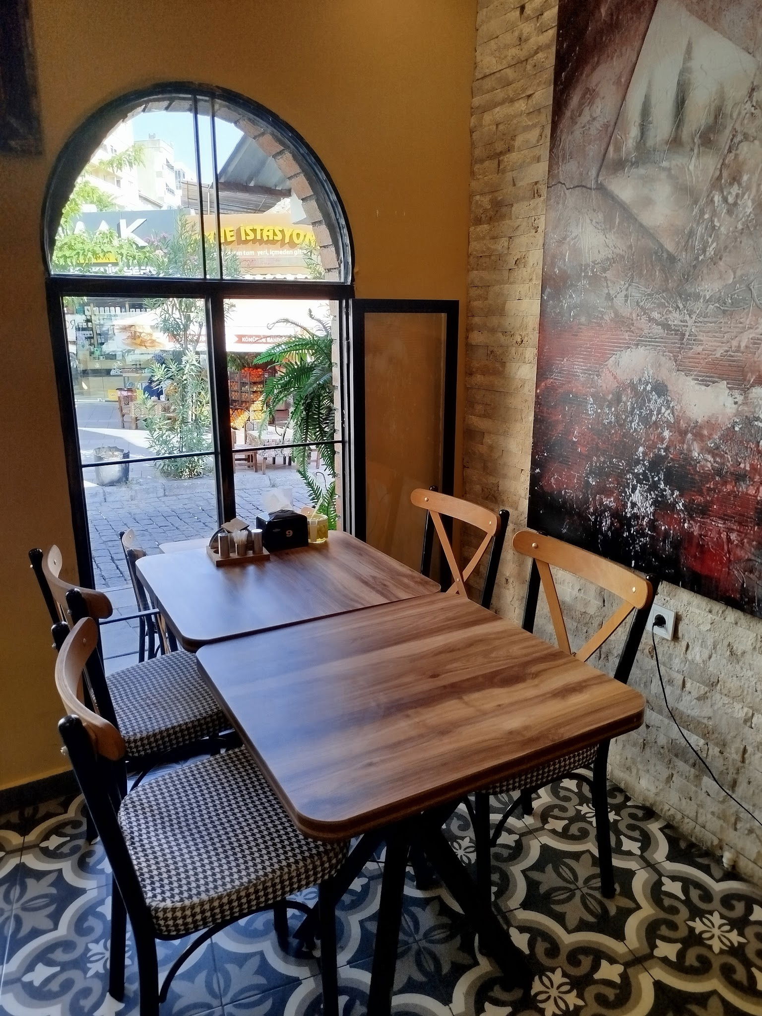 Tarihi Bornova Dönercisi