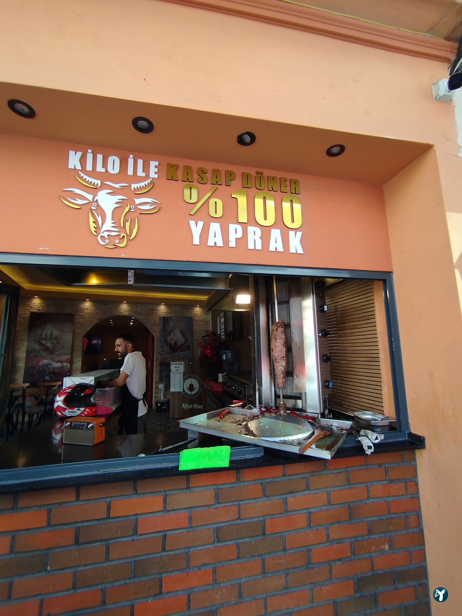 Tarihi Bornova Dönercisi