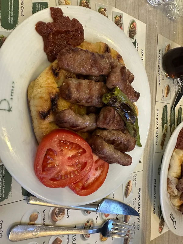 Köfteci Ramiz Forum Bornova