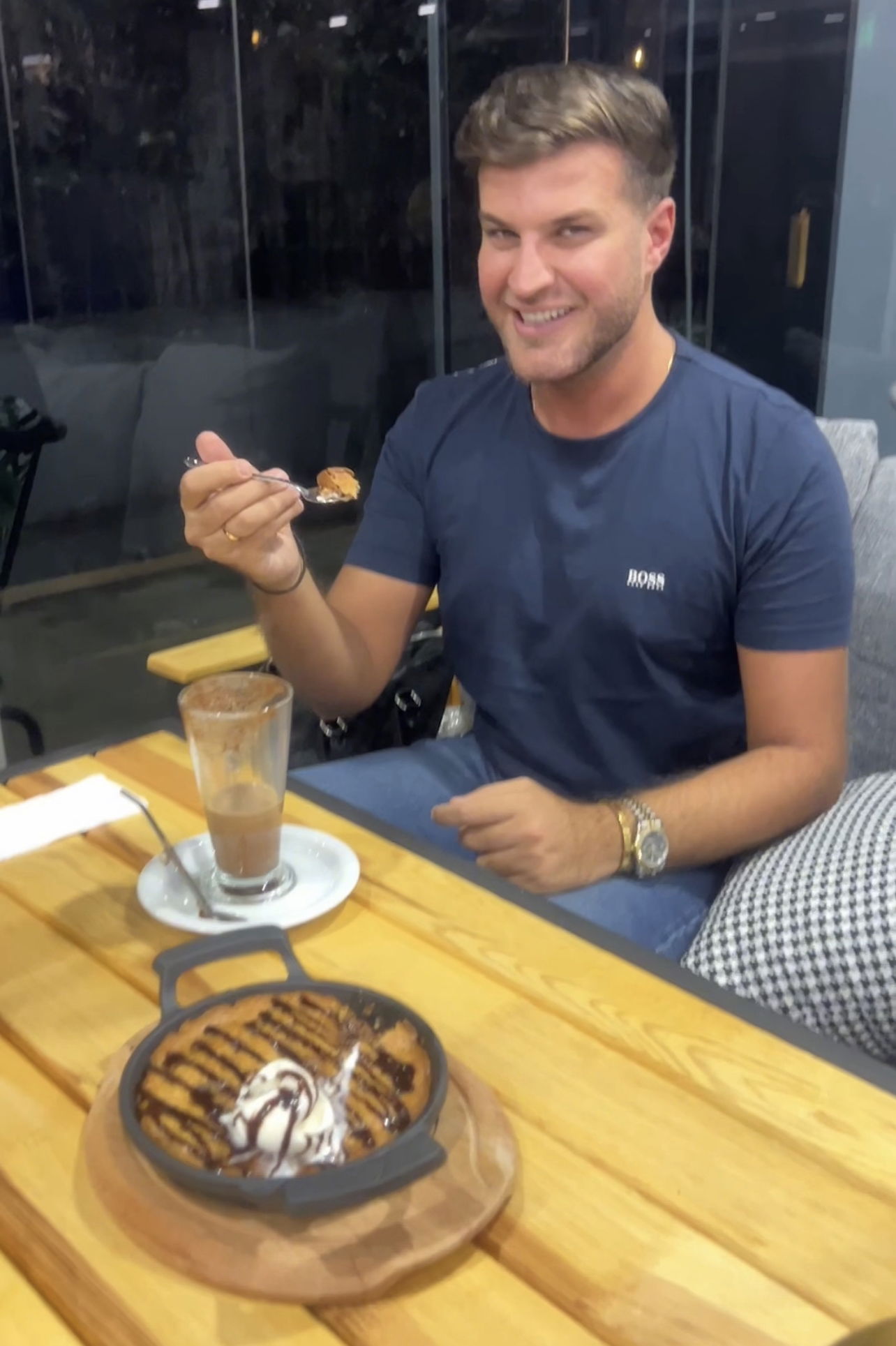 Hookahtalya Cafe & Nargile