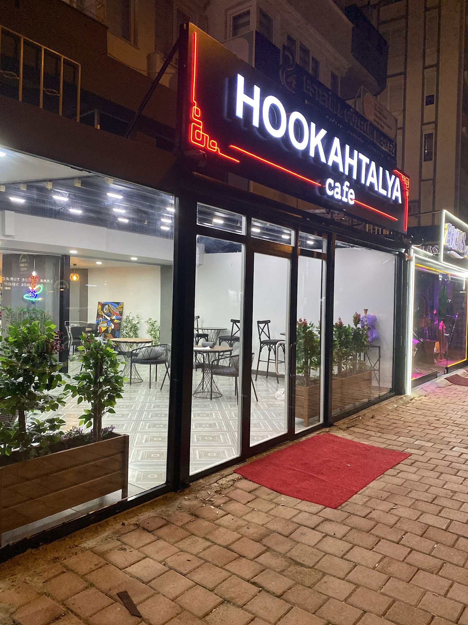 Hookahtalya Cafe & Nargile