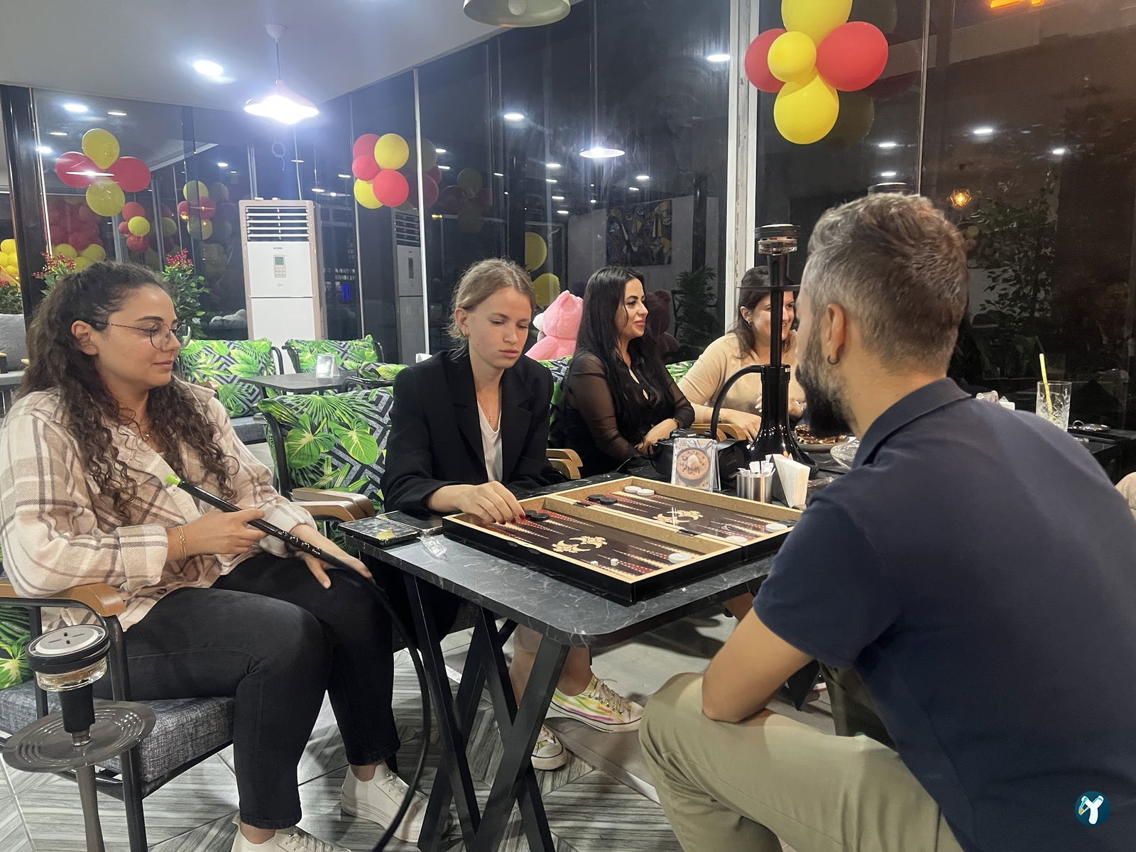 Hookahtalya Cafe & Nargile