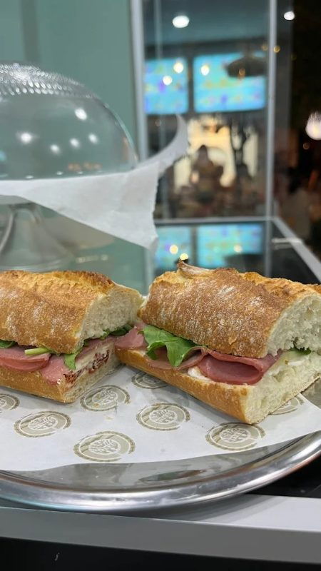 Berlin Coffee Shop Bornova