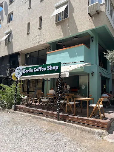Berlin Coffee Shop Bornova