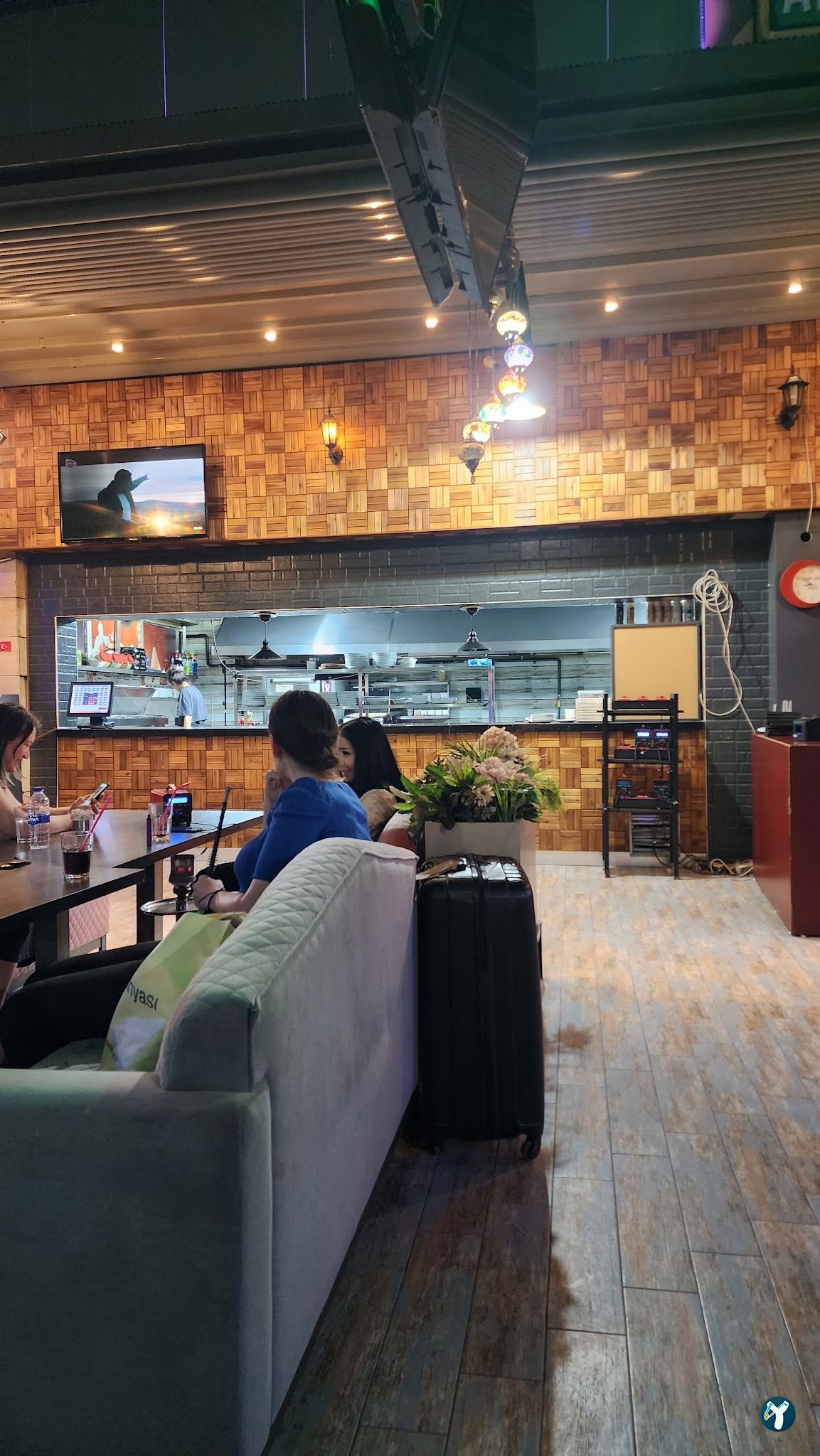 Faris Bistro