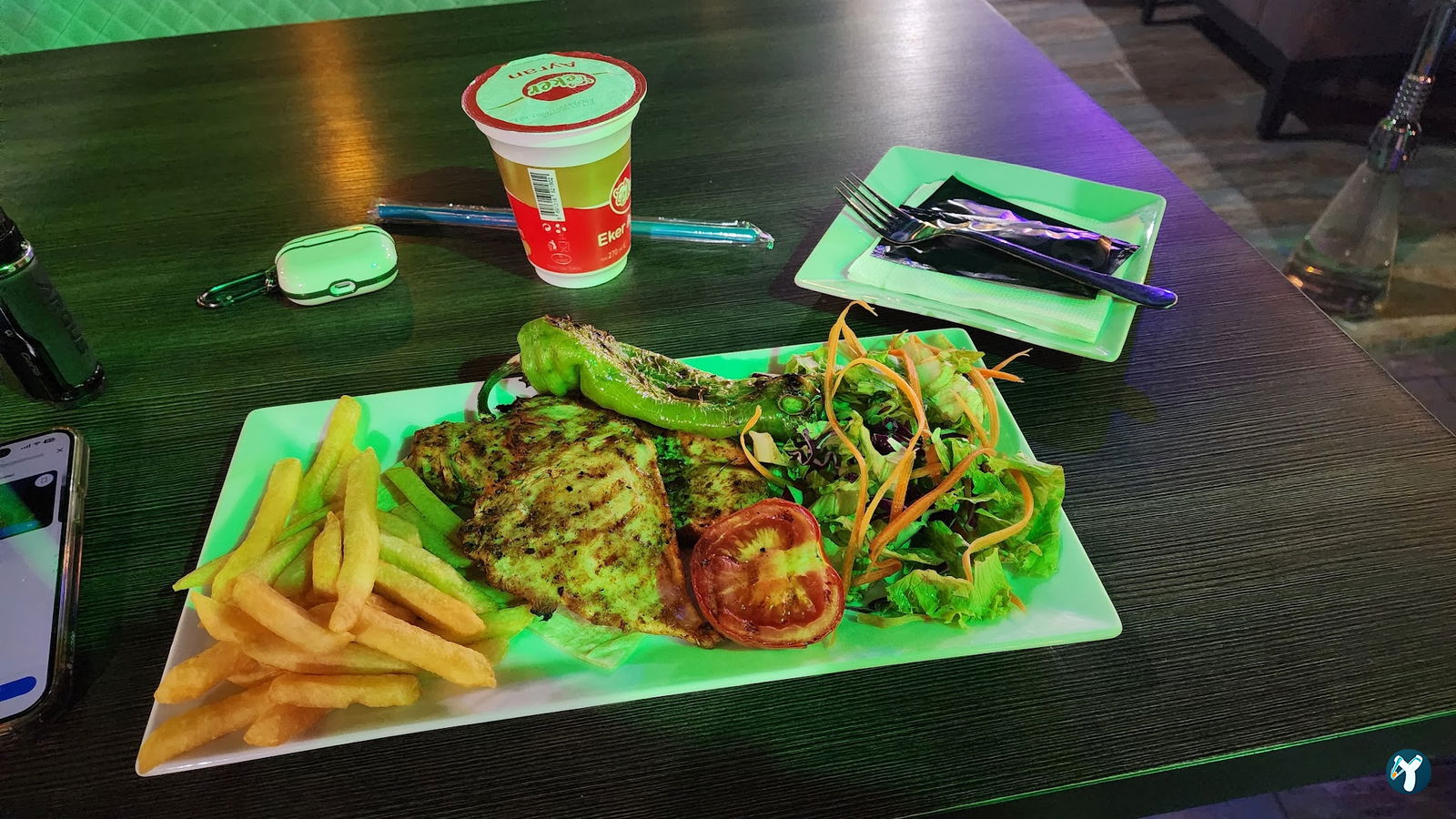 Faris Bistro