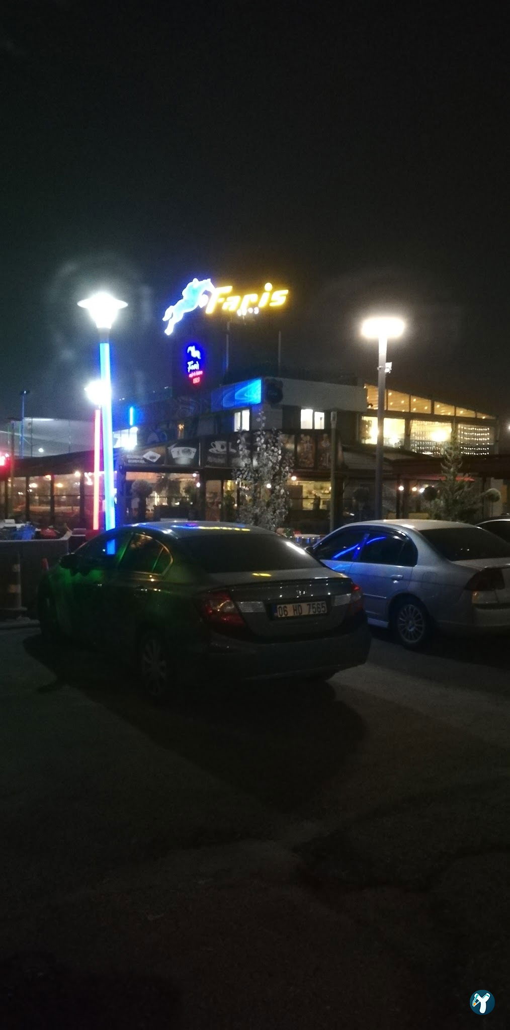 Faris Bistro