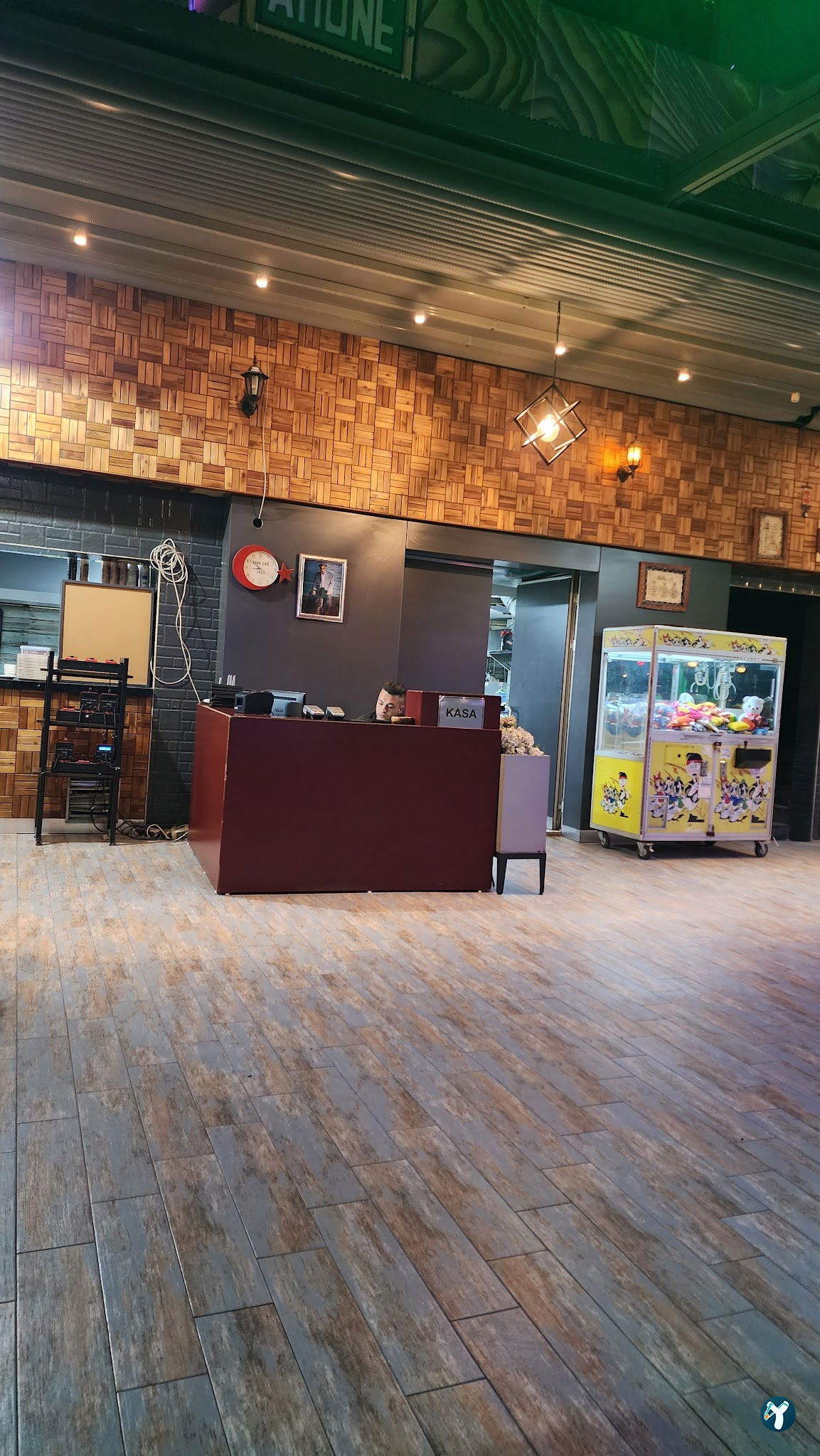 Faris Bistro