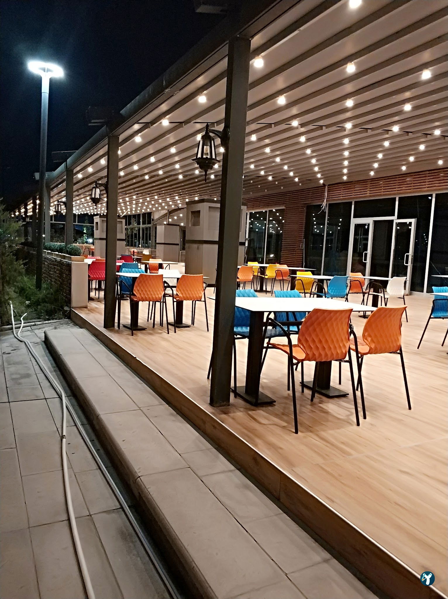 Faris Bistro