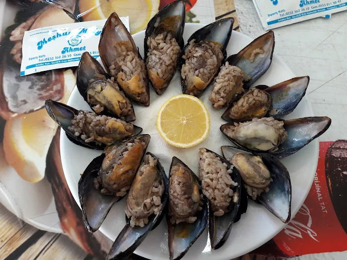 Meşhur midyeci Ahmet bostanlı