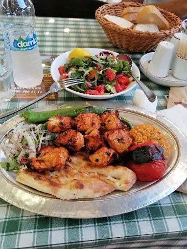 Ömür Restaurant Akçay