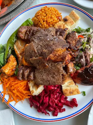 Ömür Restaurant Akçay