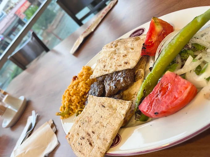 Ömür Restaurant Akçay