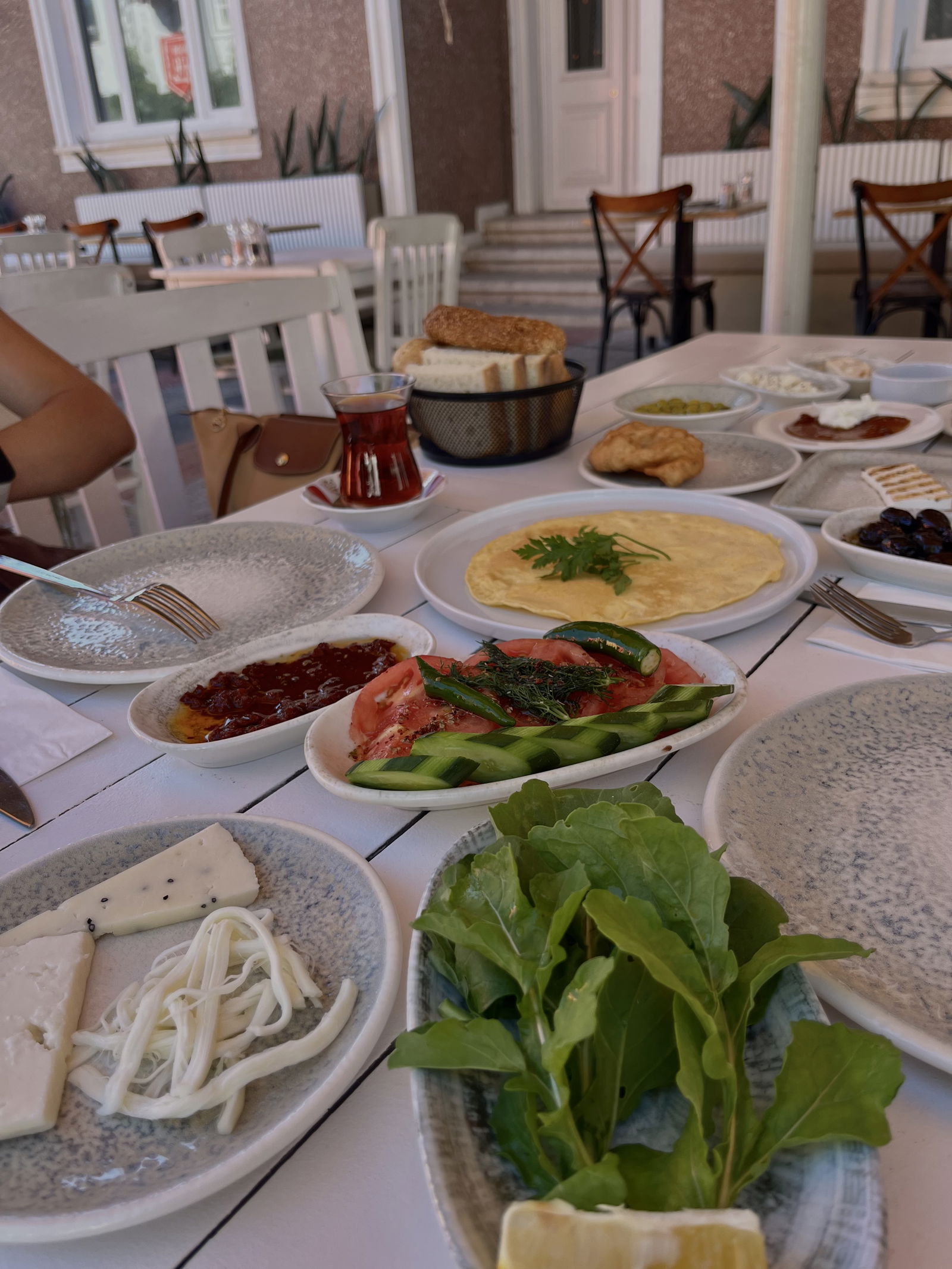 Meydani Cafe & Pastane Bozcaada