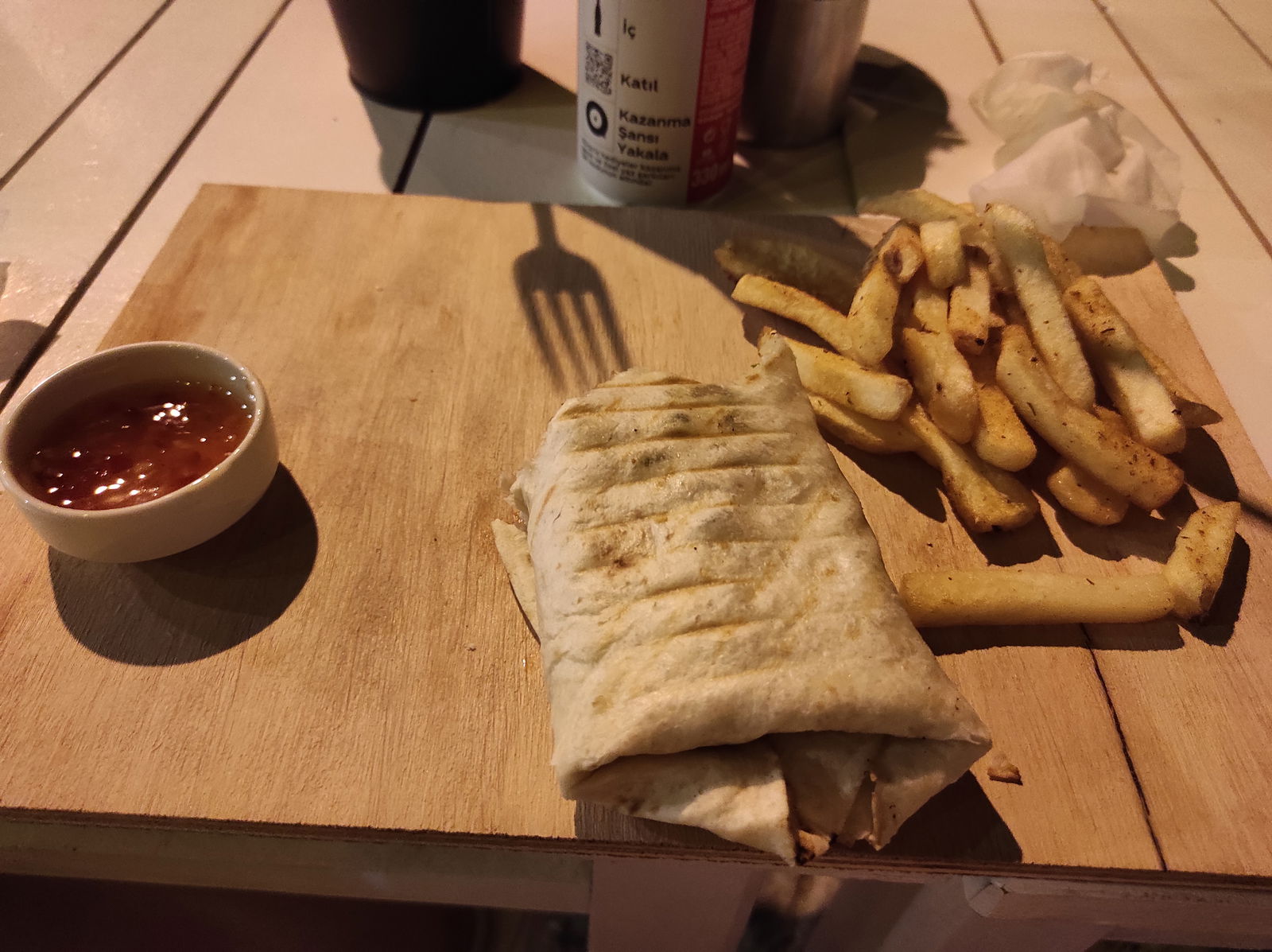 Meydani Cafe & Pastane Bozcaada