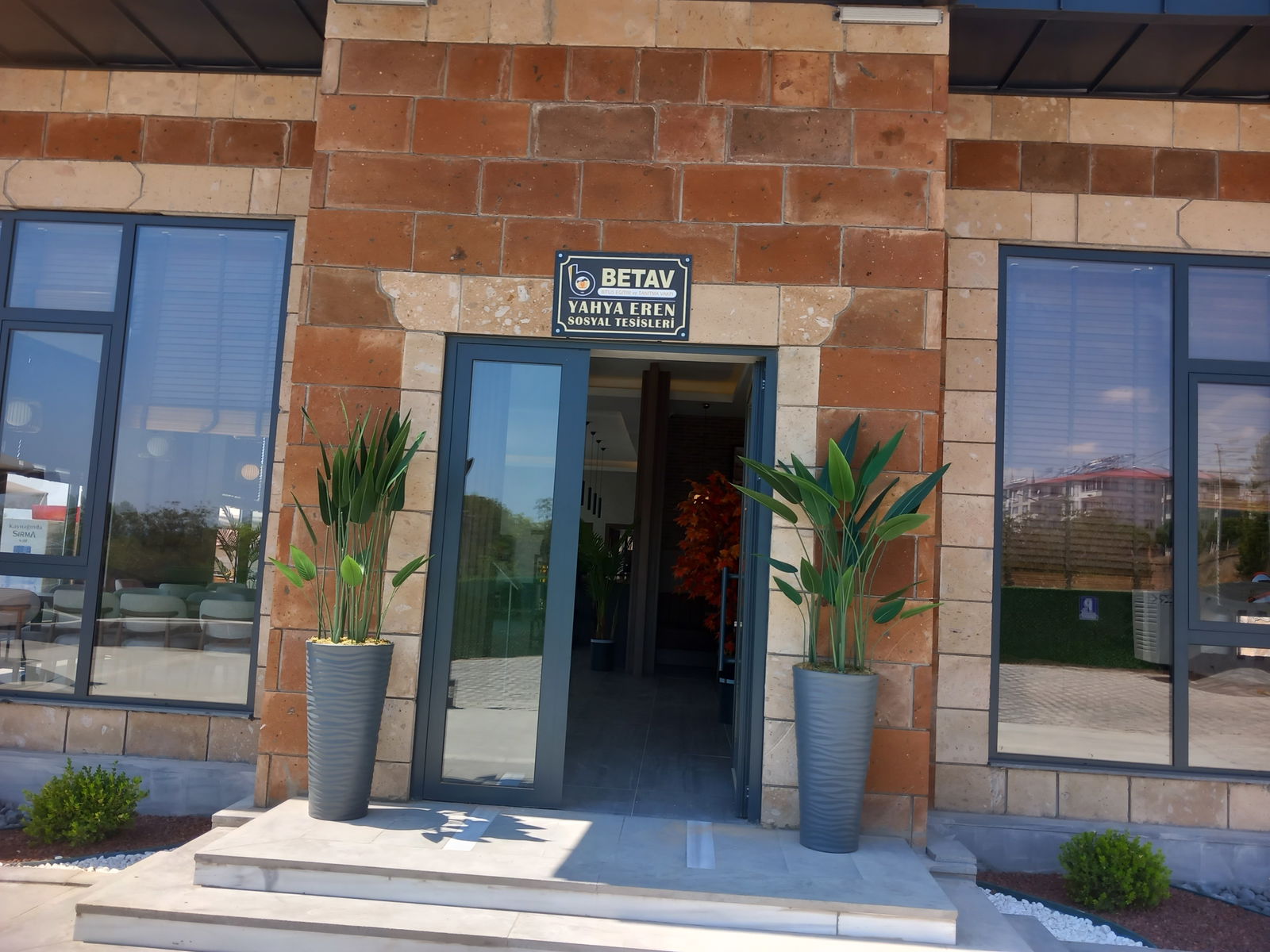 Betav Yahya Eren Sosyal Tesisleri
