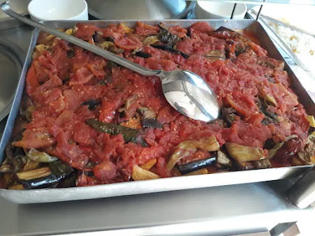 Yağmur pide çorba gözleme ızgara salonu resimleri