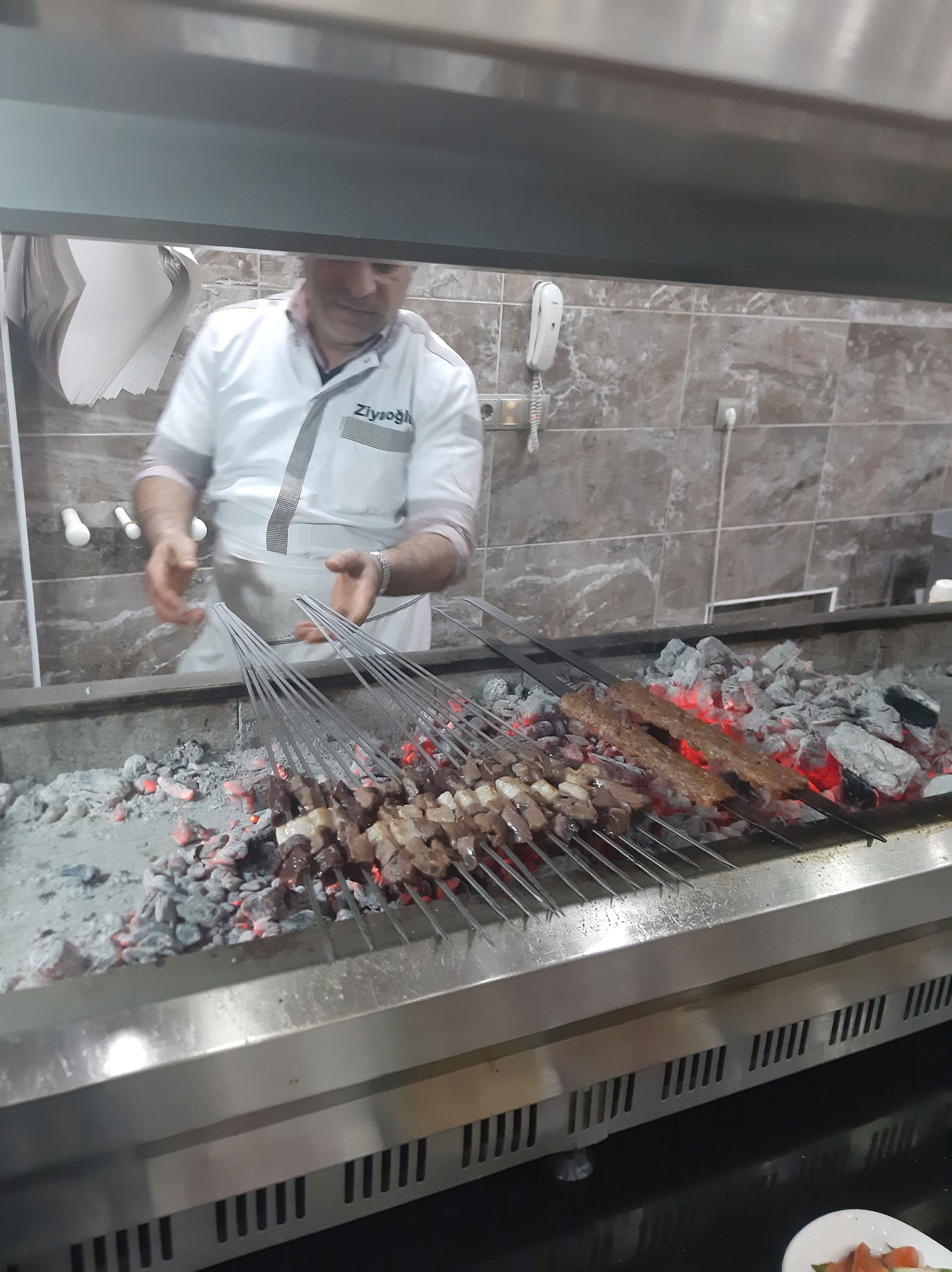 Ziyaoğlu Adana Ocakbaşı