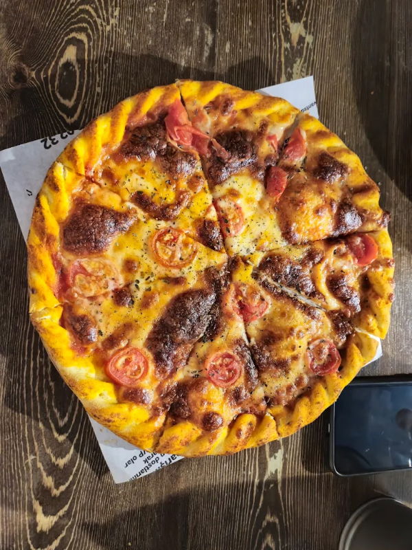 Wanted Pizza Burger bağlar