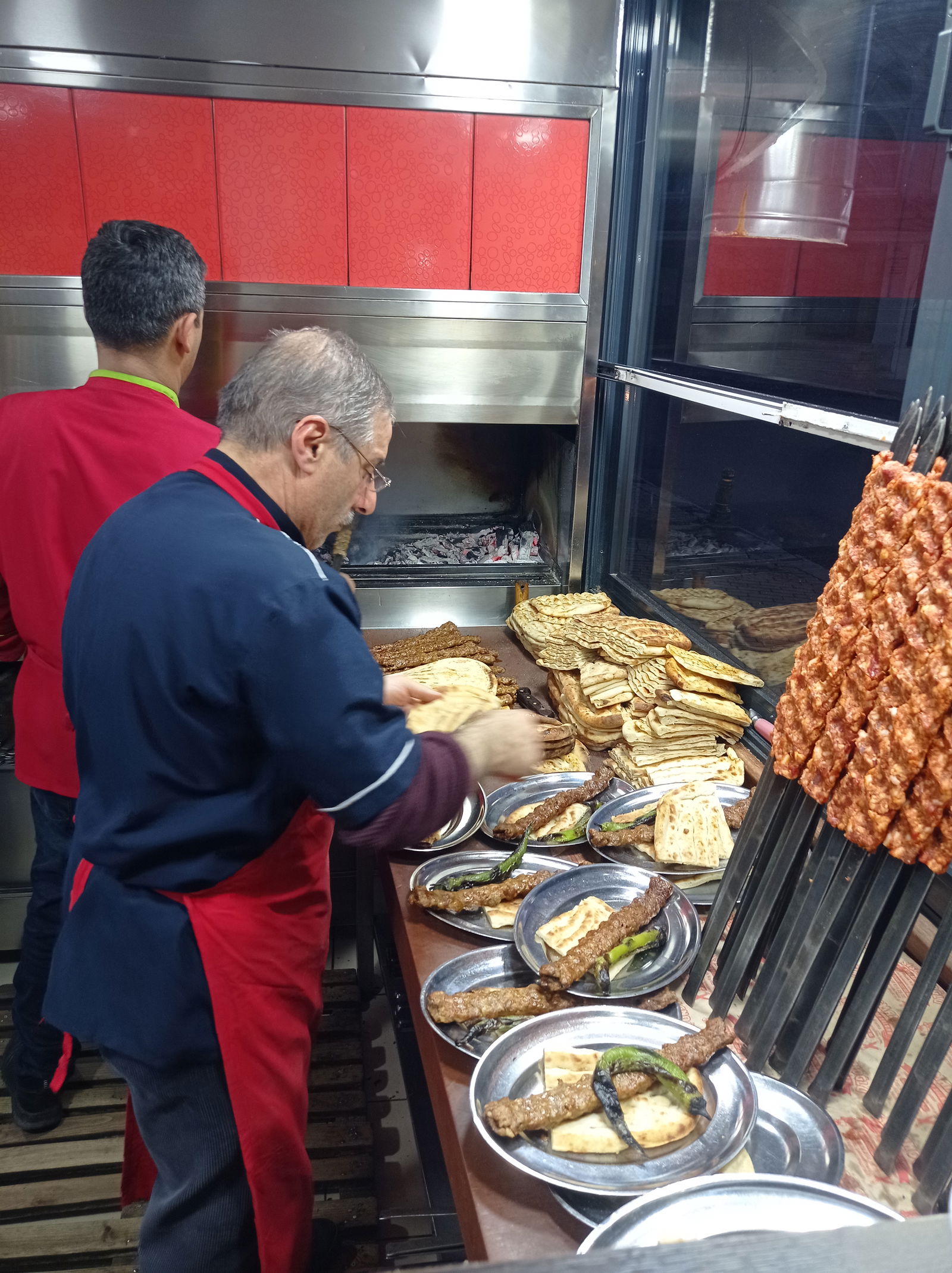 Şişmanoğlu Kebap