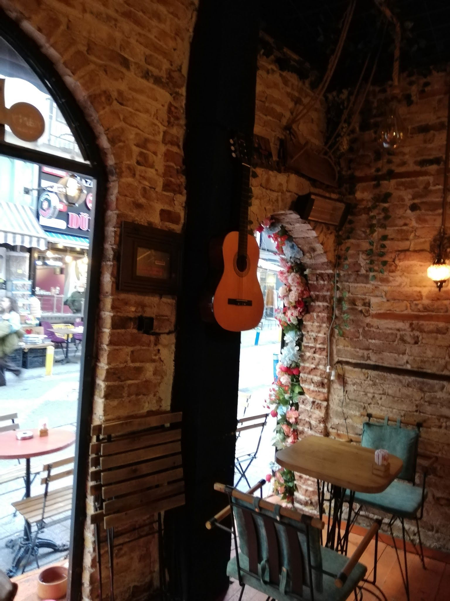 Kediköy Fal Kafe