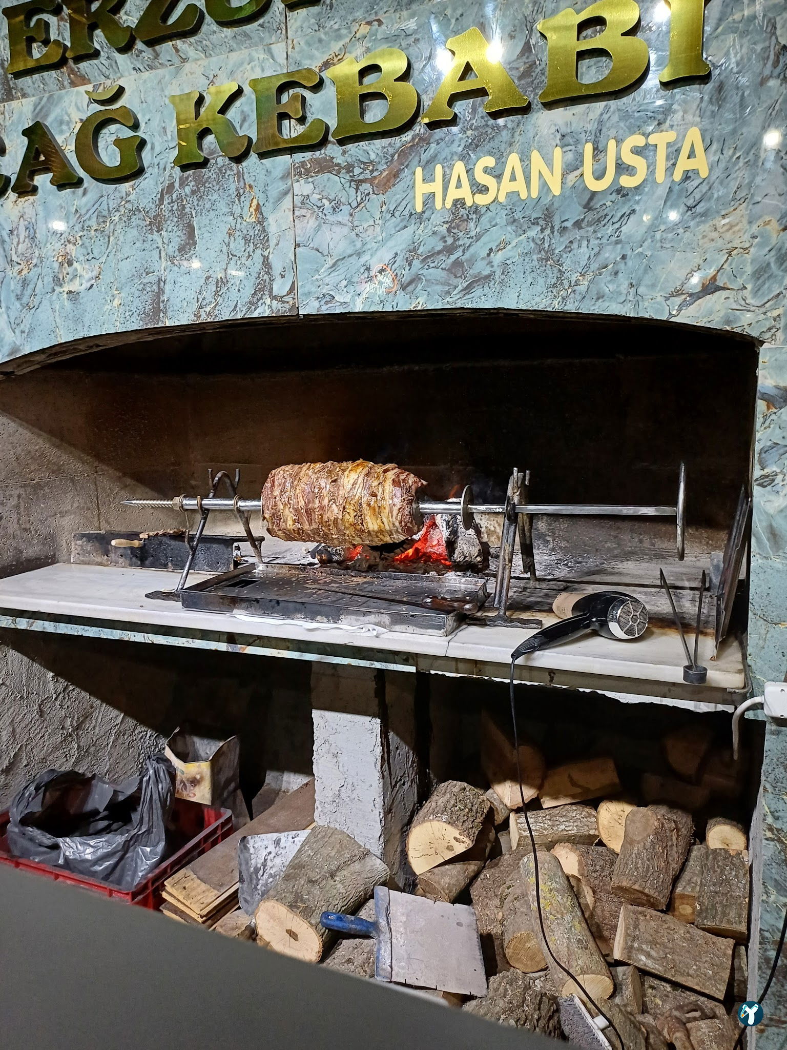 Begüm Aycan Et Erzurum Cağ Kebabı