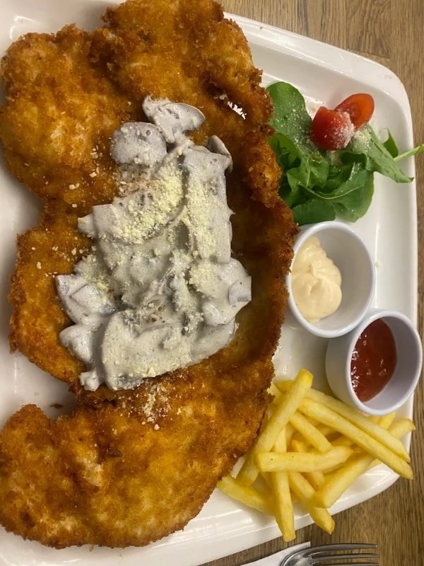 Laruv GastroPub & Cocktails