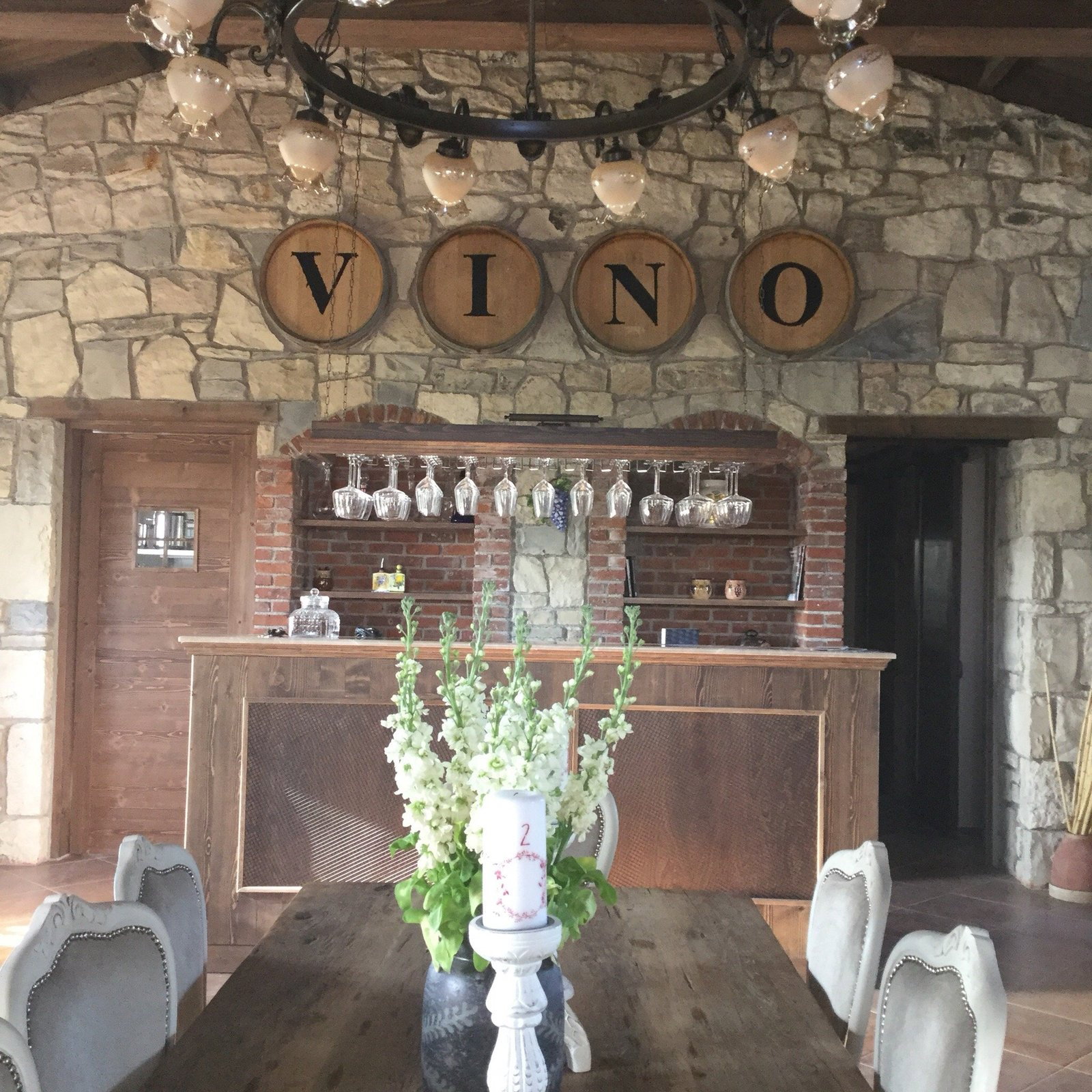 Urla Vino Locale
