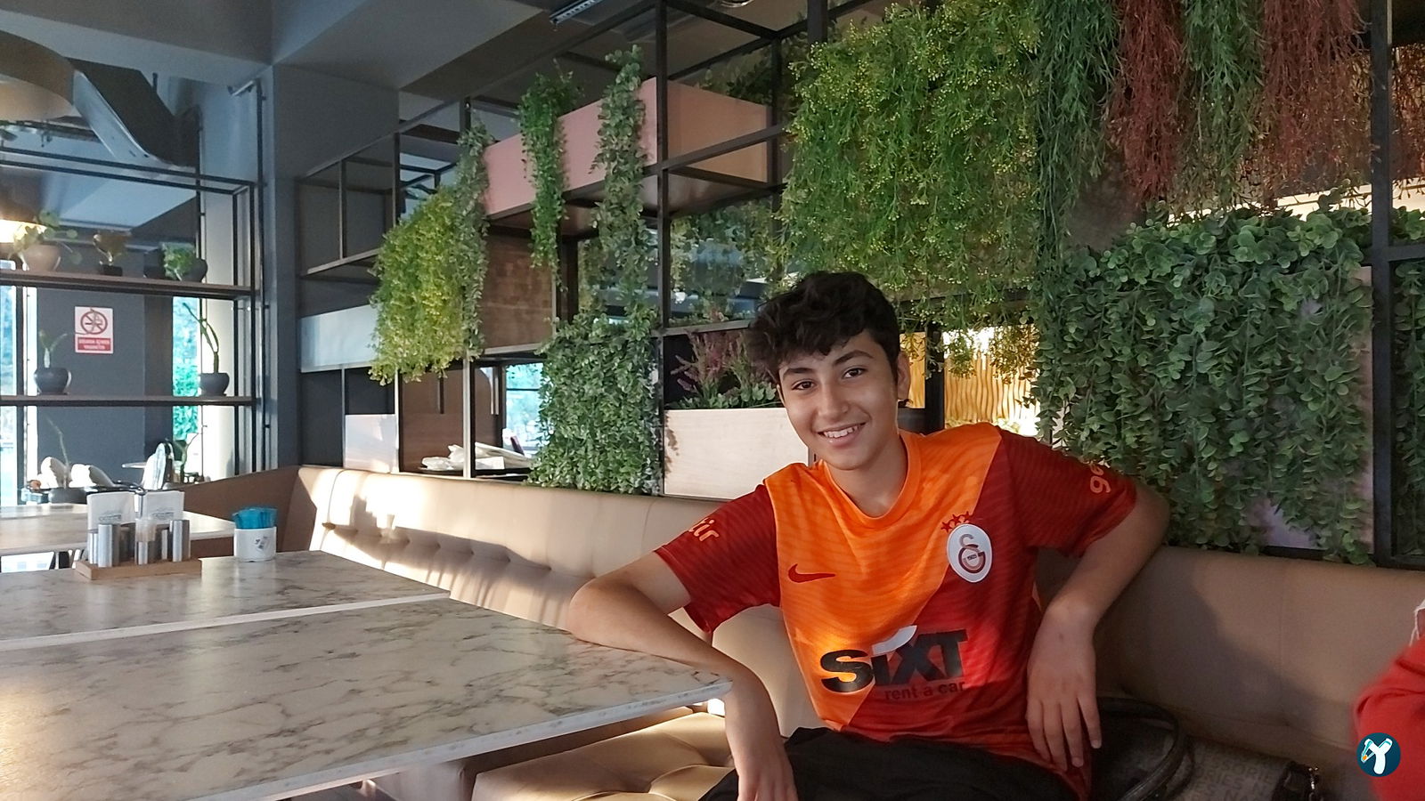 Güzide